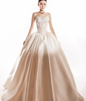 Váy Lễ Haute