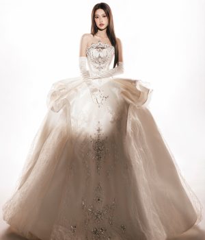 Váy Lễ First Face